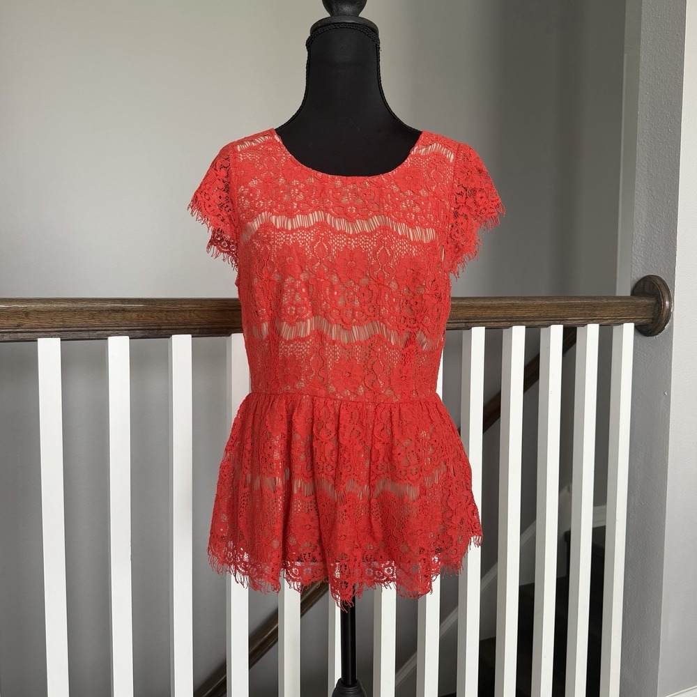 Anthropologie Maeve Red Lace Cap Sleeve Peplum Blouse Small Romantic Coquette
